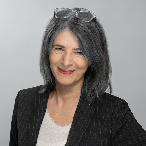 Bettina Stümpflen